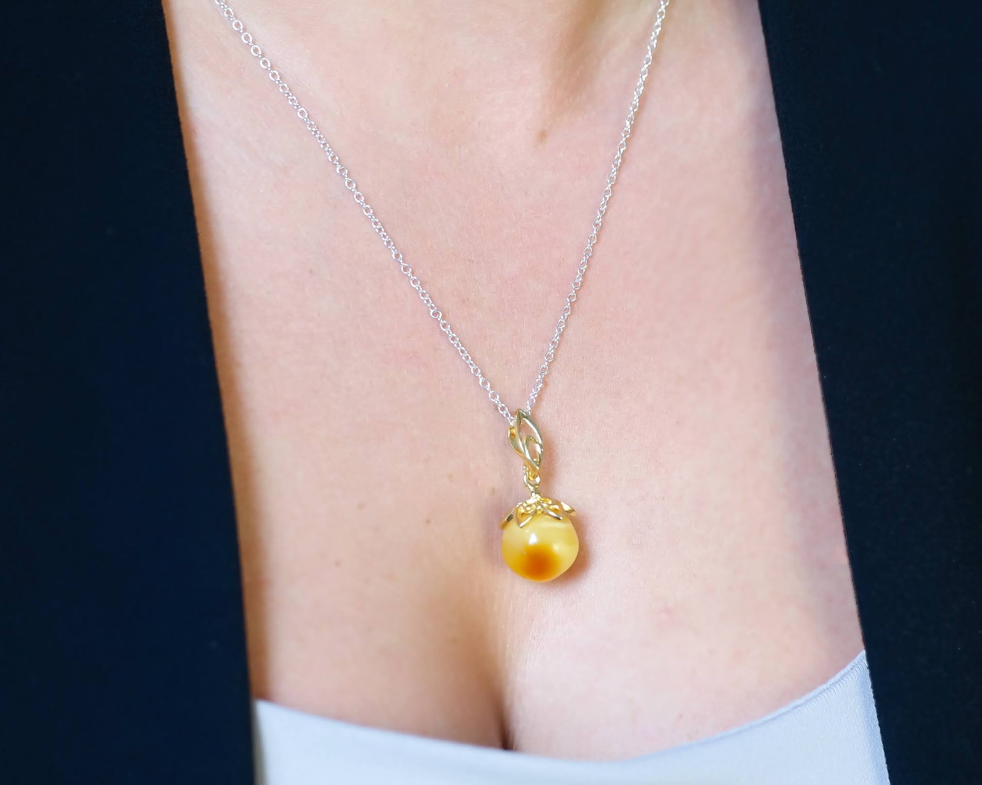 Round Ball Amber Bead Pendant