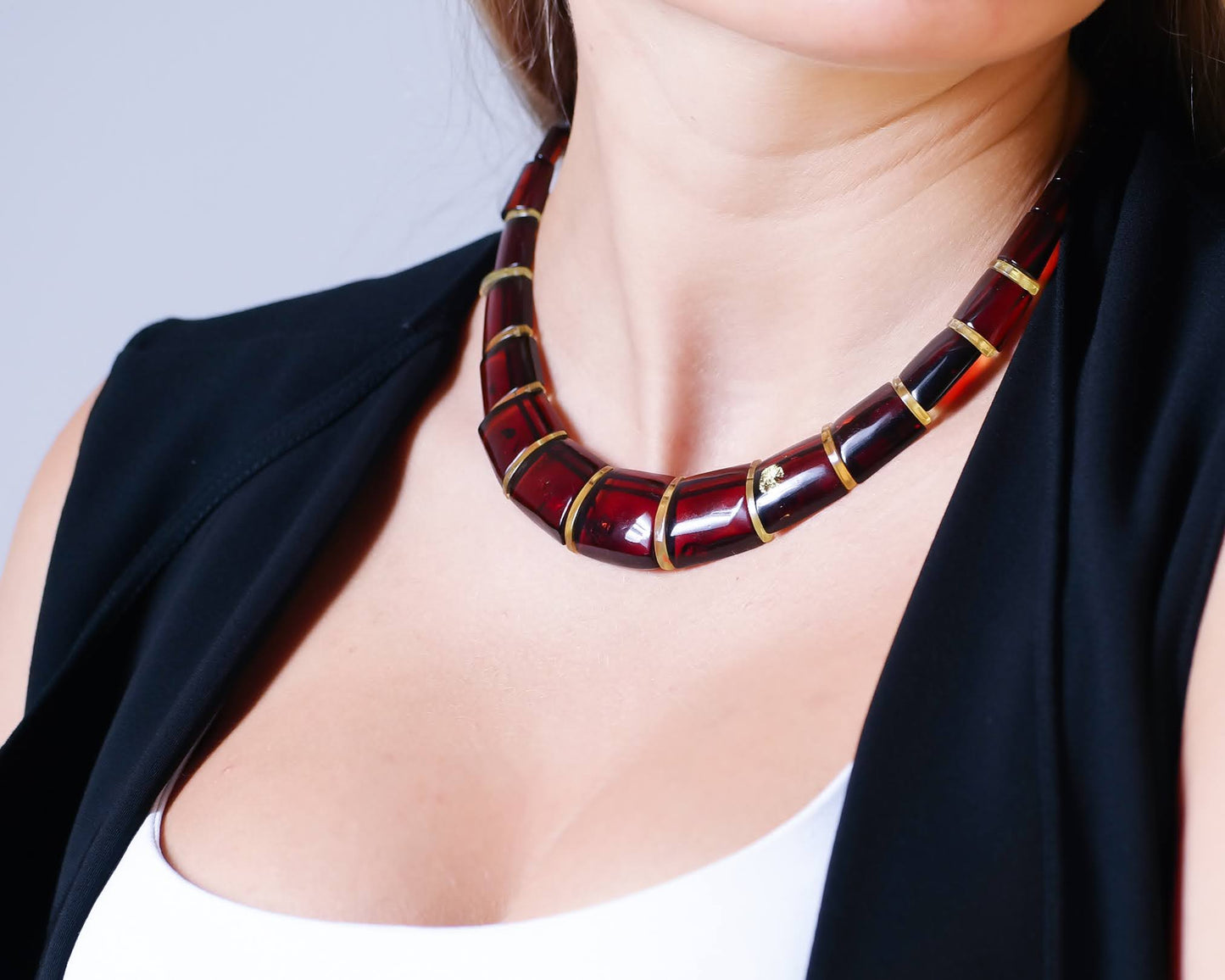Baltic Amber Elegant chocker