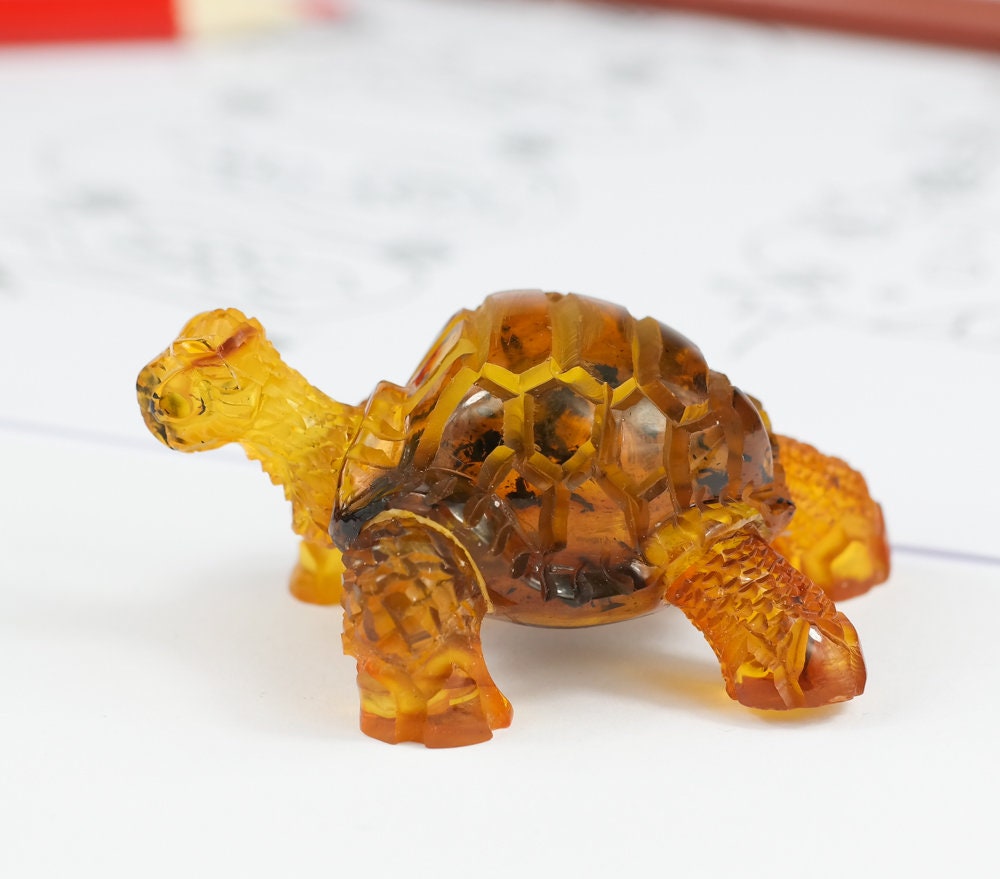 Turtle Amber Carving
