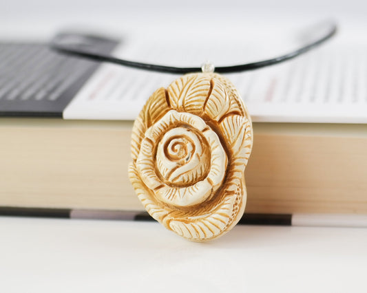 White Amber Carving Rose